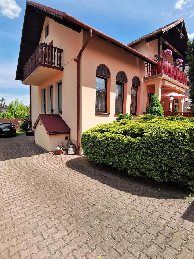 Bed and Breakfast Dom Pod Tujami Krakau Exterior foto