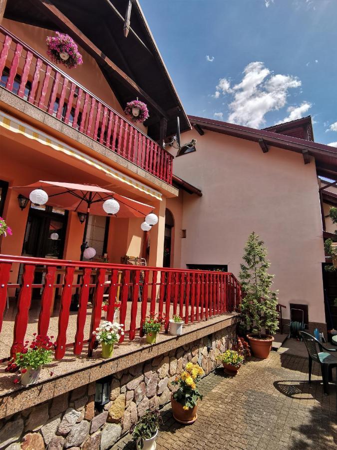 Bed and Breakfast Dom Pod Tujami Krakau Exterior foto