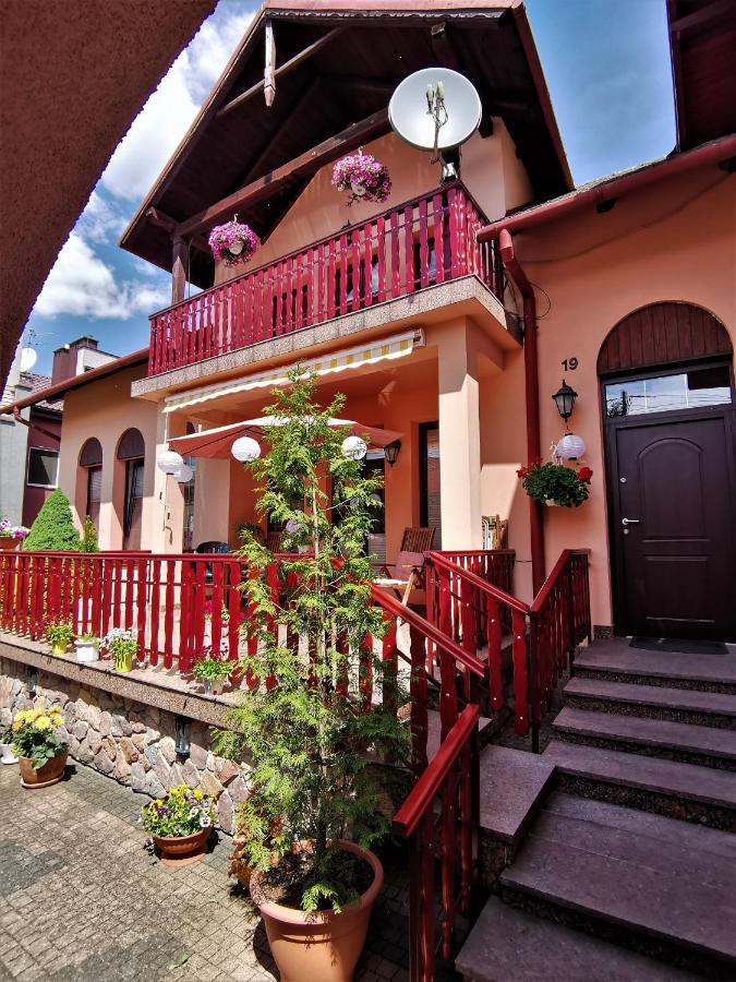 Bed and Breakfast Dom Pod Tujami Krakau Exterior foto