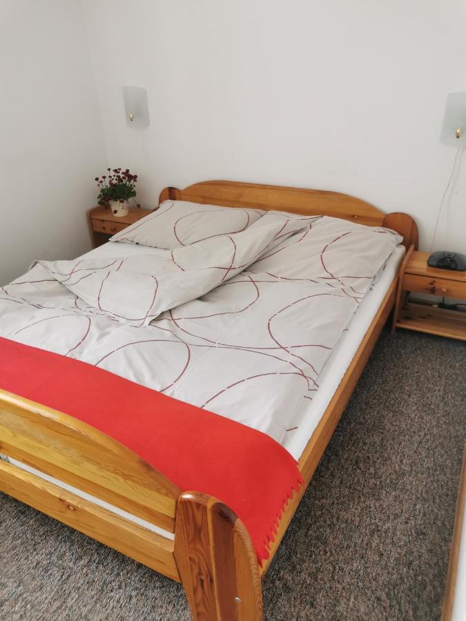Bed and Breakfast Dom Pod Tujami Krakau Exterior foto