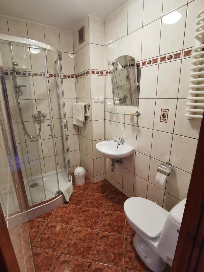 Bed and Breakfast Dom Pod Tujami Krakau Exterior foto