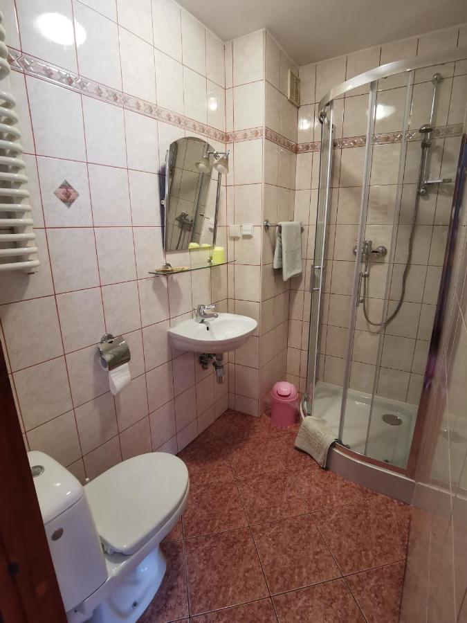 Bed and Breakfast Dom Pod Tujami Krakau Exterior foto