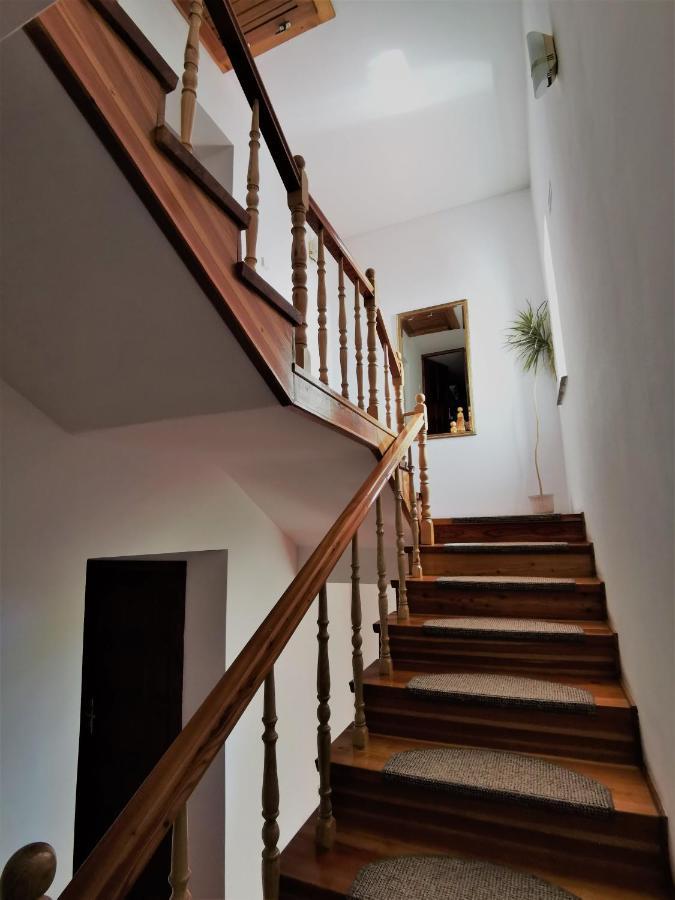 Bed and Breakfast Dom Pod Tujami Krakau Exterior foto